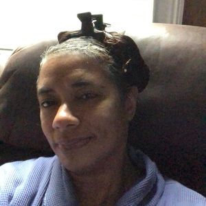 Meet your Posher, Candice